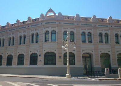 Fachada posterior hotel